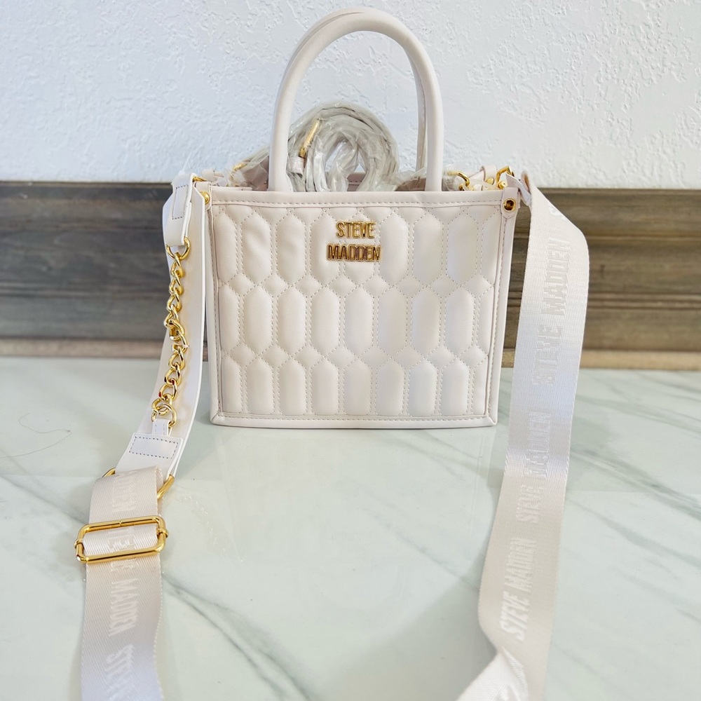 COPY - NWT STEVE MADDEN CROSSBODY TIKTOK VANILLA 100% Authentic